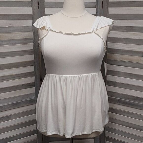 Ruffle Sleeve Tank | 89th + Madison | 1X - Picture 1 of 10